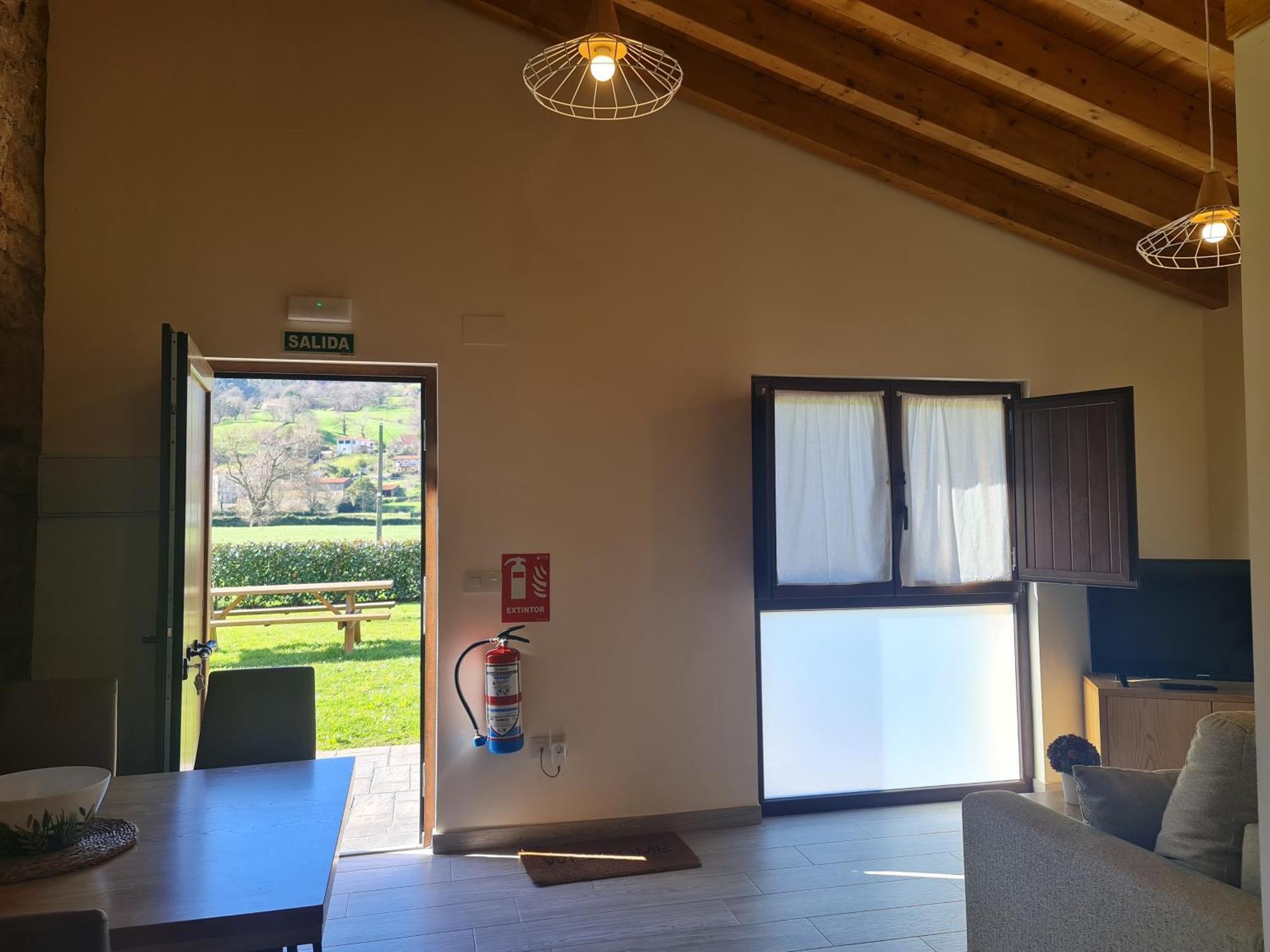 Penzion Complejo Rural El Cerradon Alceda Exteriér fotografie